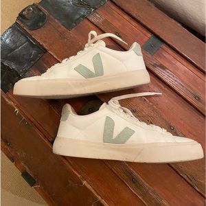 Veja Campo Leather sneaker
